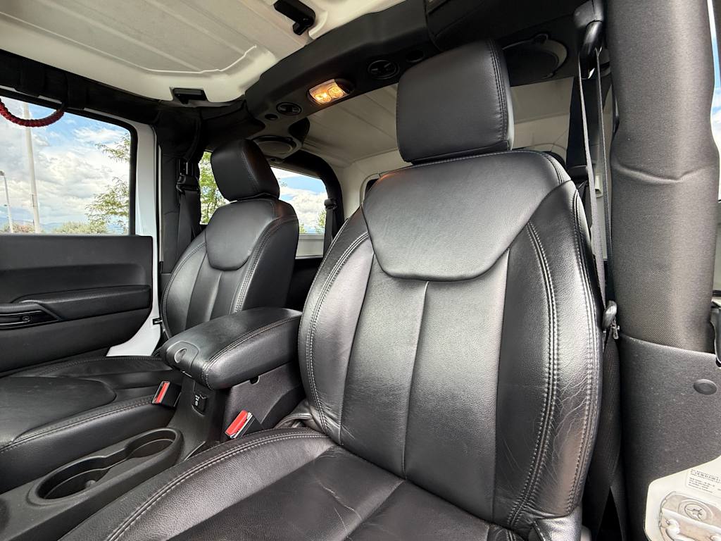 Thumbnail: 2014 Jeep Wrangler - 8