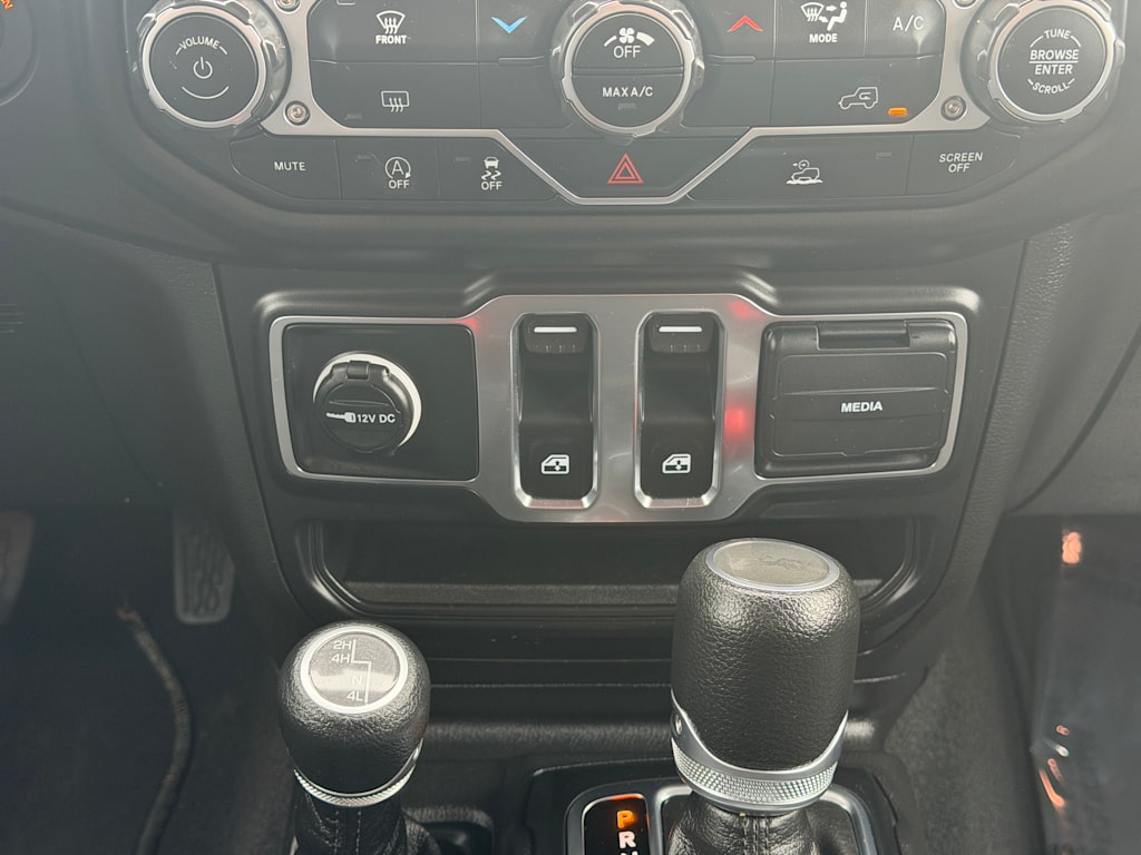 Thumbnail: 2023 Jeep Wrangler - 22
