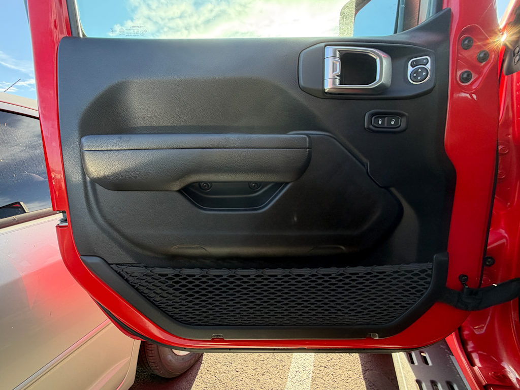 Thumbnail: 2023 Jeep Wrangler - 20