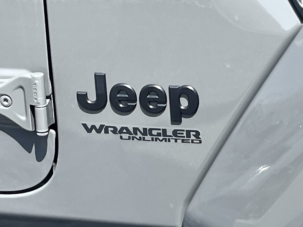 Thumbnail: 2021 Jeep Wrangler - 7