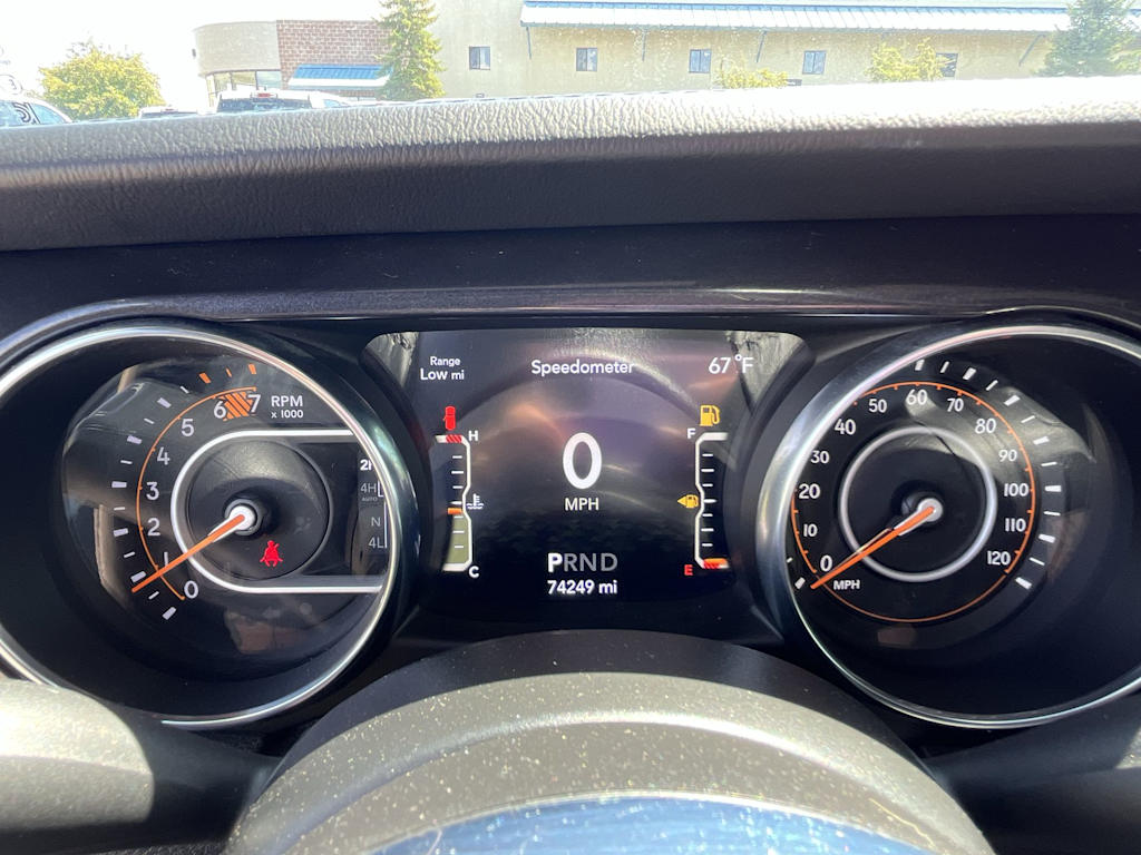 Thumbnail: 2021 Jeep Wrangler - 17