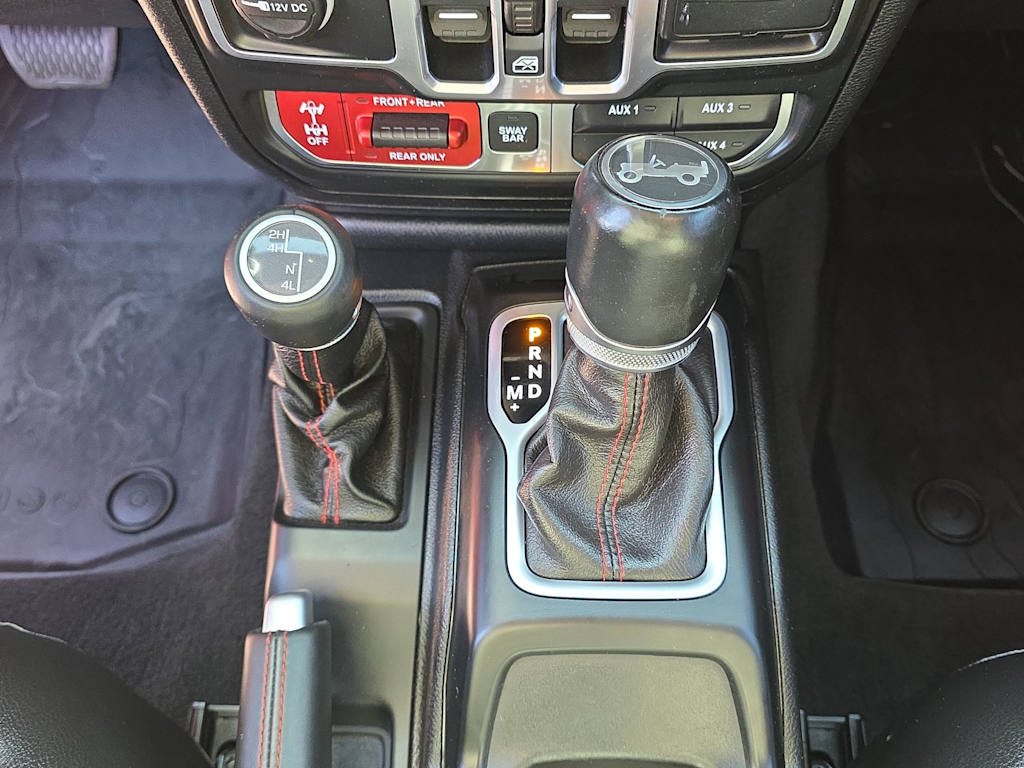 Thumbnail: 2018 Jeep Wrangler - 16