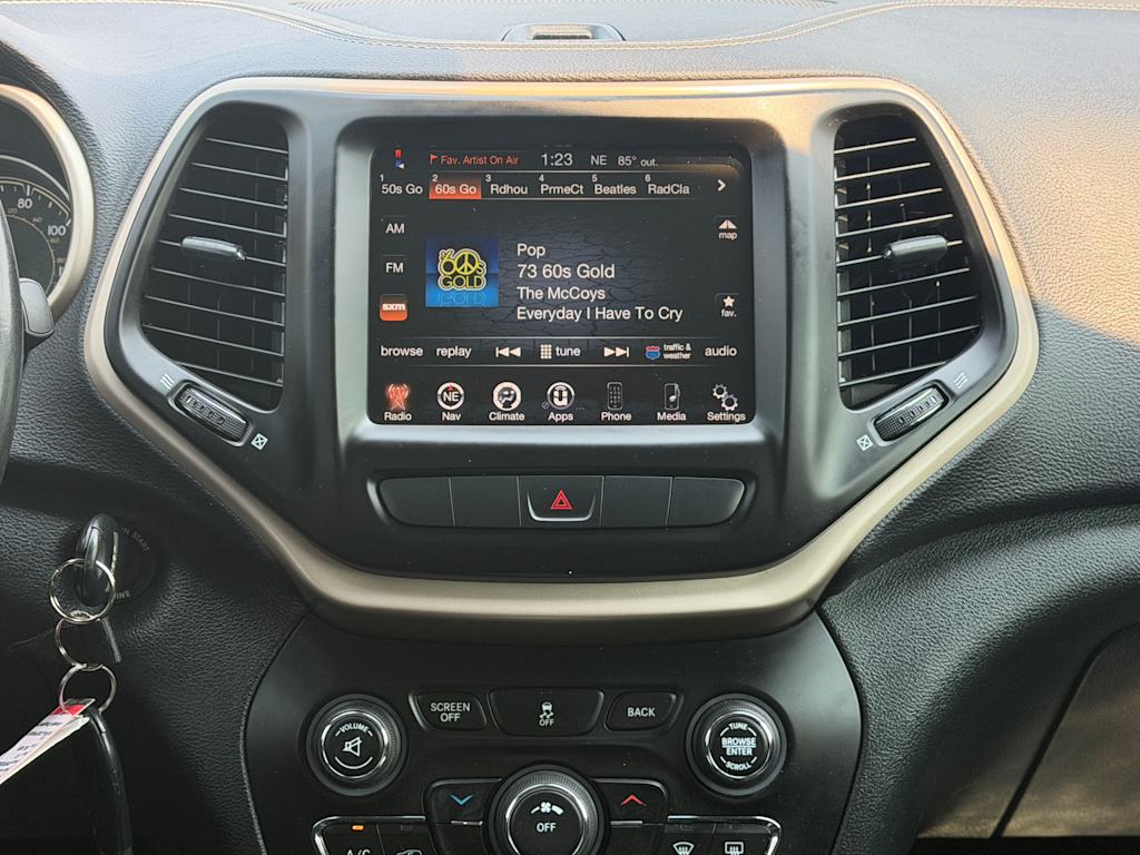 Thumbnail: 2015 Jeep Cherokee - 10