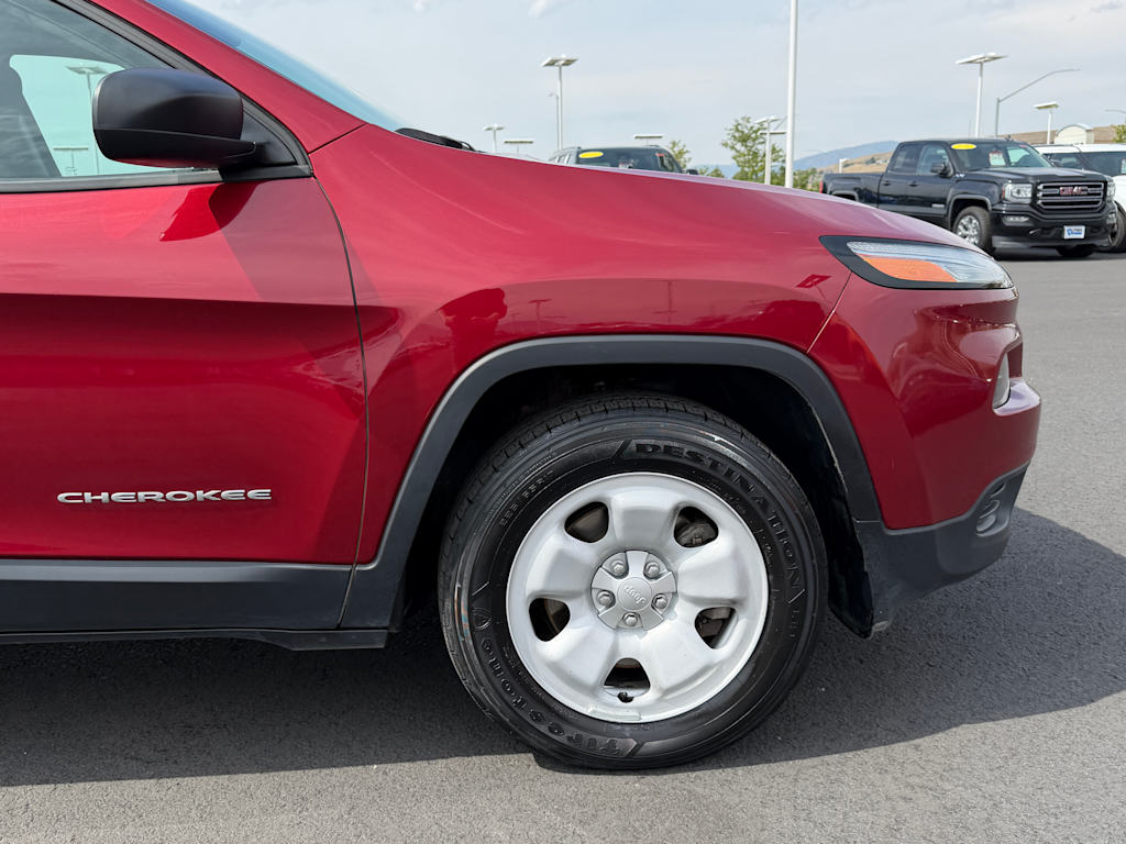 Thumbnail: 2017 Jeep Cherokee - 6