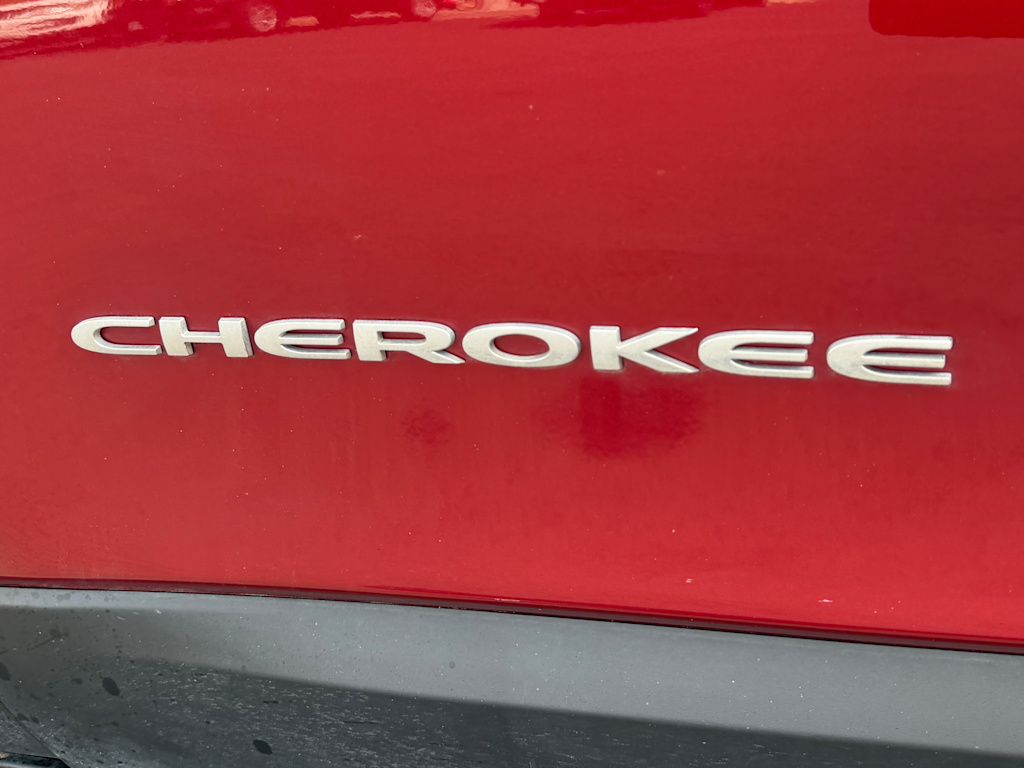 Thumbnail: 2017 Jeep Cherokee - 5
