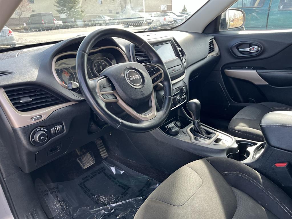 Thumbnail: 2017 Jeep Cherokee - 2