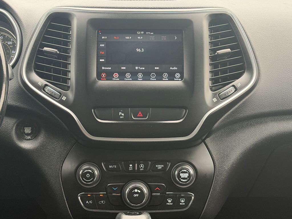 Thumbnail: 2020 Jeep Cherokee - 10