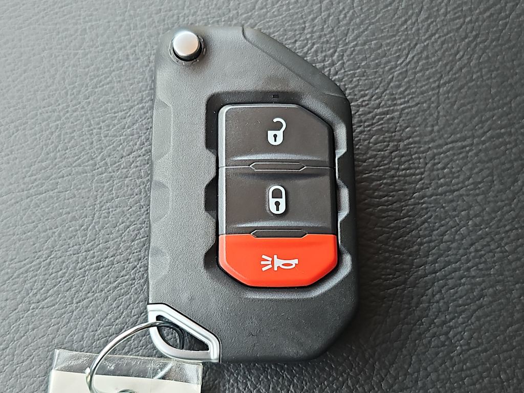 Thumbnail: 2025 Jeep Wrangler - 19