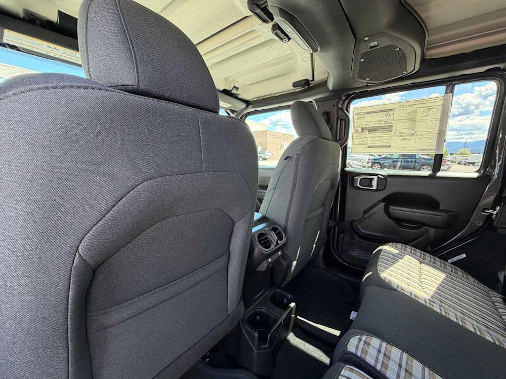 Thumbnail: 2026 Jeep Wrangler - 39