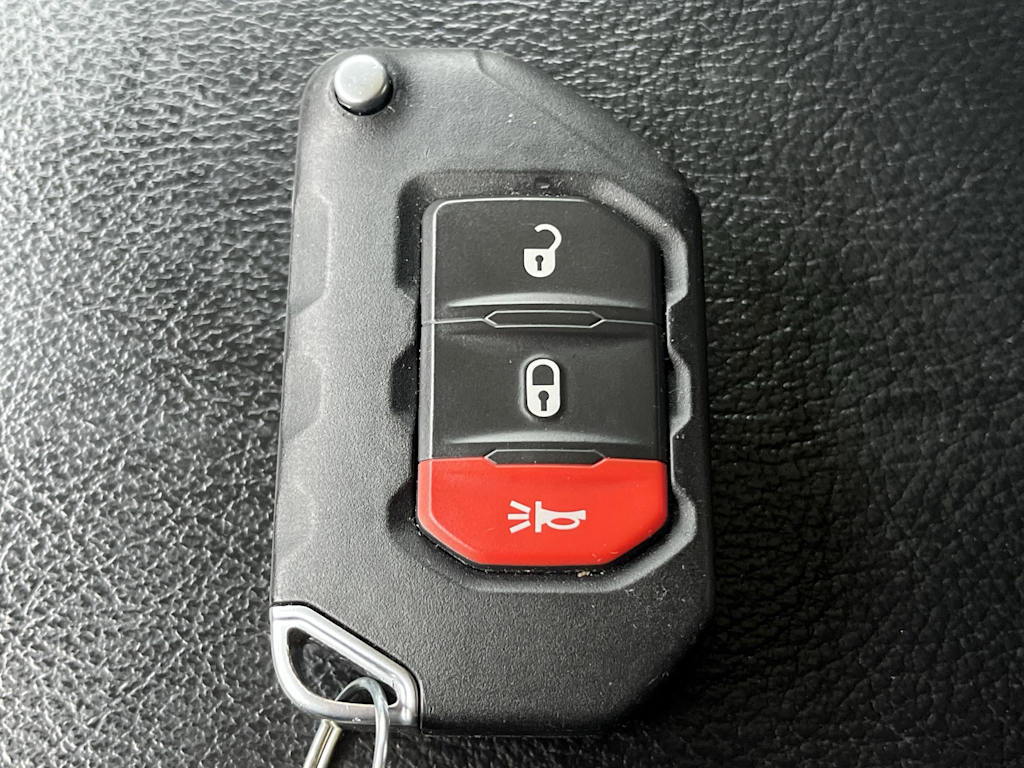 Thumbnail: 2024 Jeep Wrangler - 18