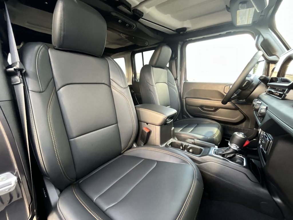 Thumbnail: 2026 Jeep Wrangler - 21