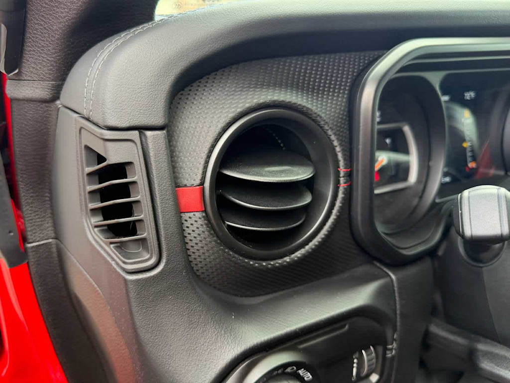 Thumbnail: 2026 Jeep Wrangler - 32