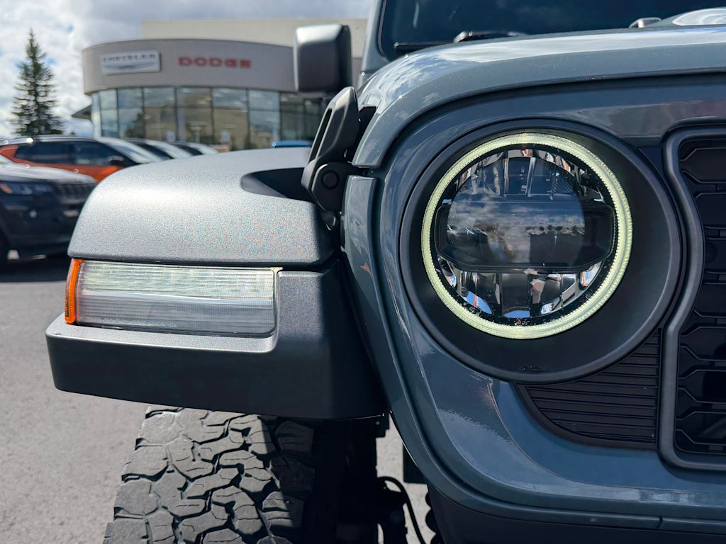 Thumbnail: 2024 Jeep Wrangler - 18