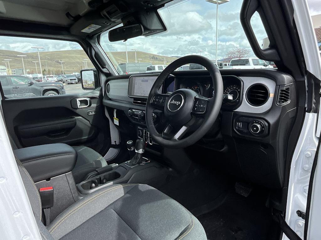 Thumbnail: 2025 Jeep Wrangler - 2