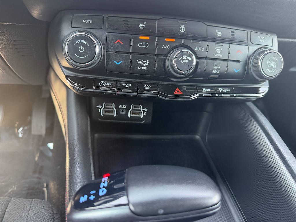 Thumbnail: 2025 Dodge Durango - 22