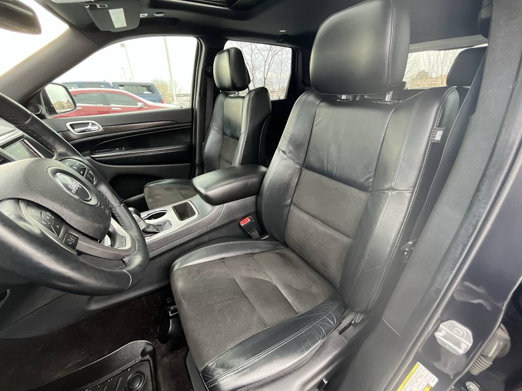 Thumbnail: 2018 Jeep Grand Cherokee - 11