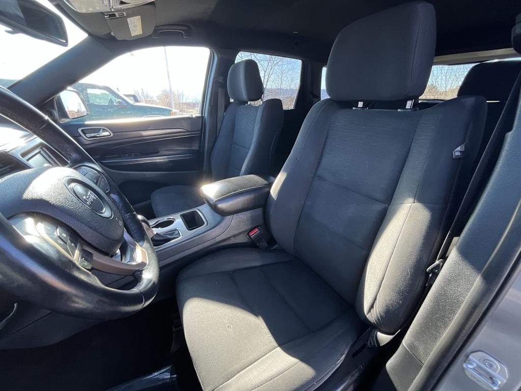 Thumbnail: 2016 Jeep Grand Cherokee - 11