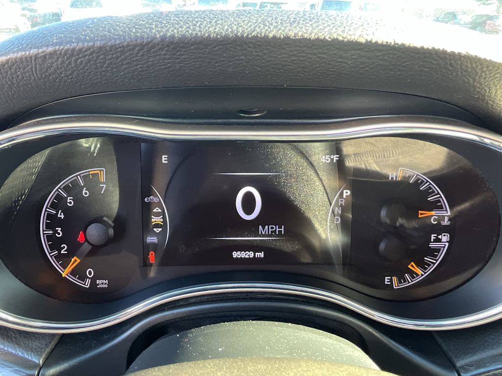 Thumbnail: 2016 Jeep Grand Cherokee - 16