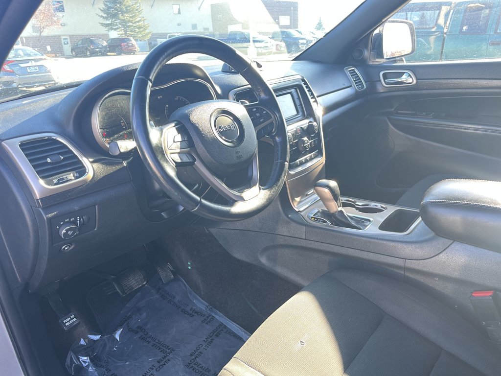 Thumbnail: 2016 Jeep Grand Cherokee - 2