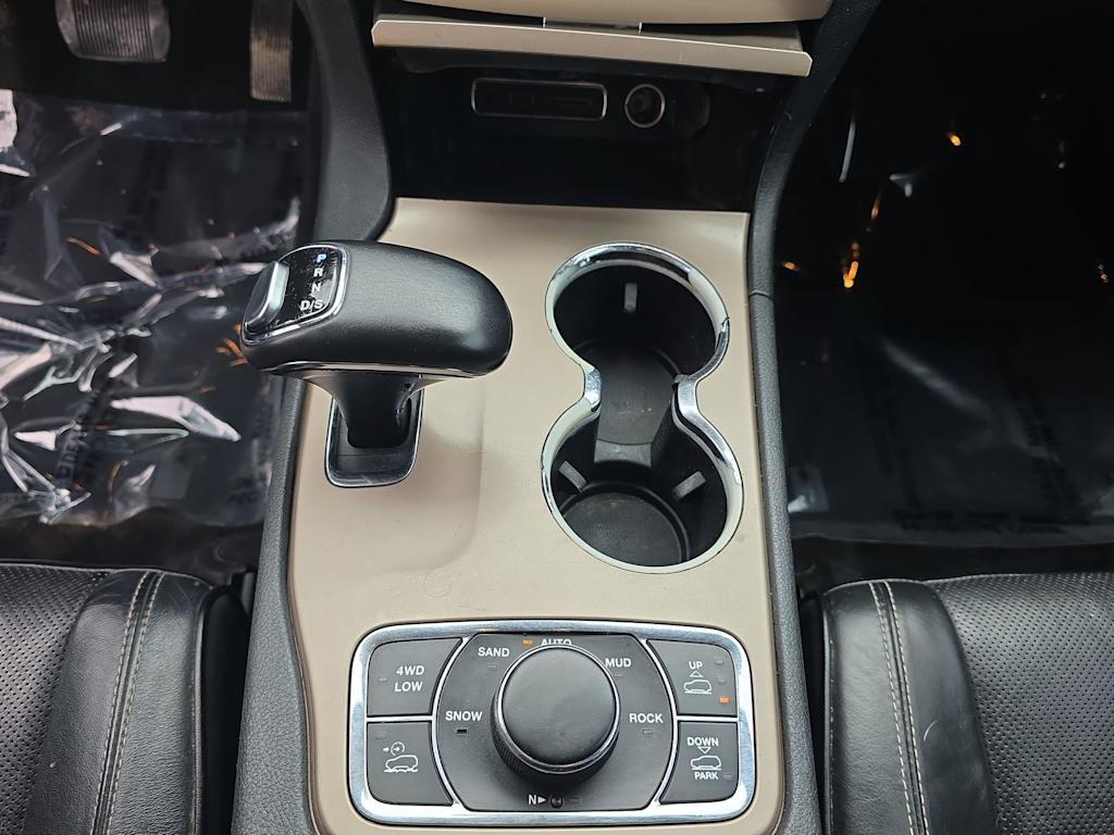 Thumbnail: 2014 Jeep Grand Cherokee - 16