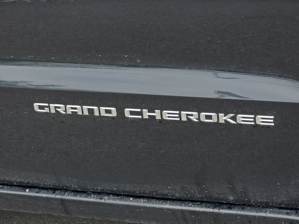 Thumbnail: 2014 Jeep Grand Cherokee - 7
