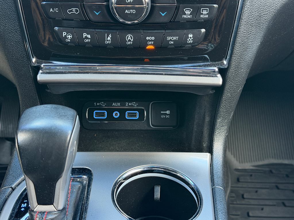 Thumbnail: 2021 Jeep Grand Cherokee - 12