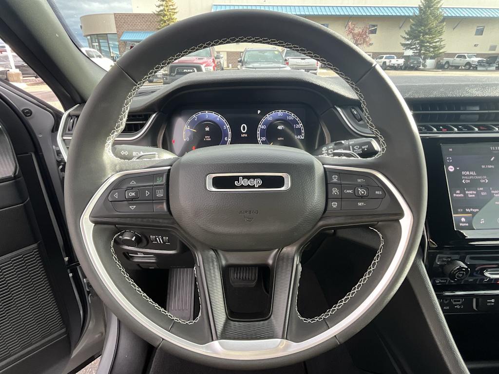 Thumbnail: 2025 Jeep Grand Cherokee - 13
