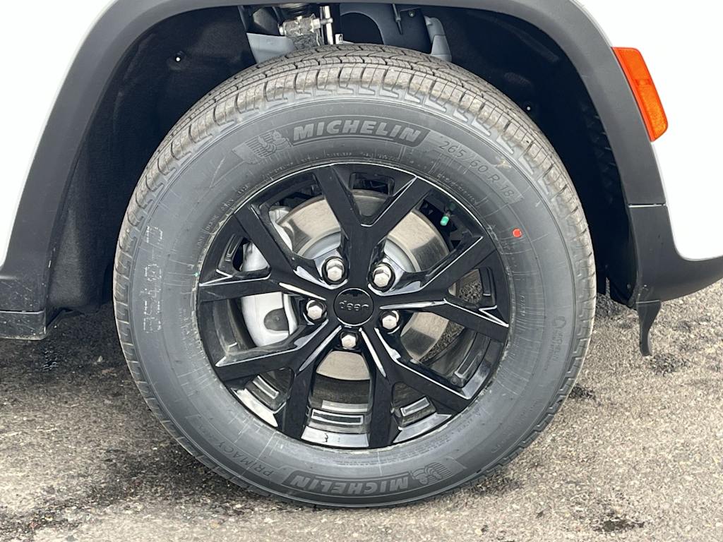 Thumbnail: 2026 Jeep Grand Cherokee - 8