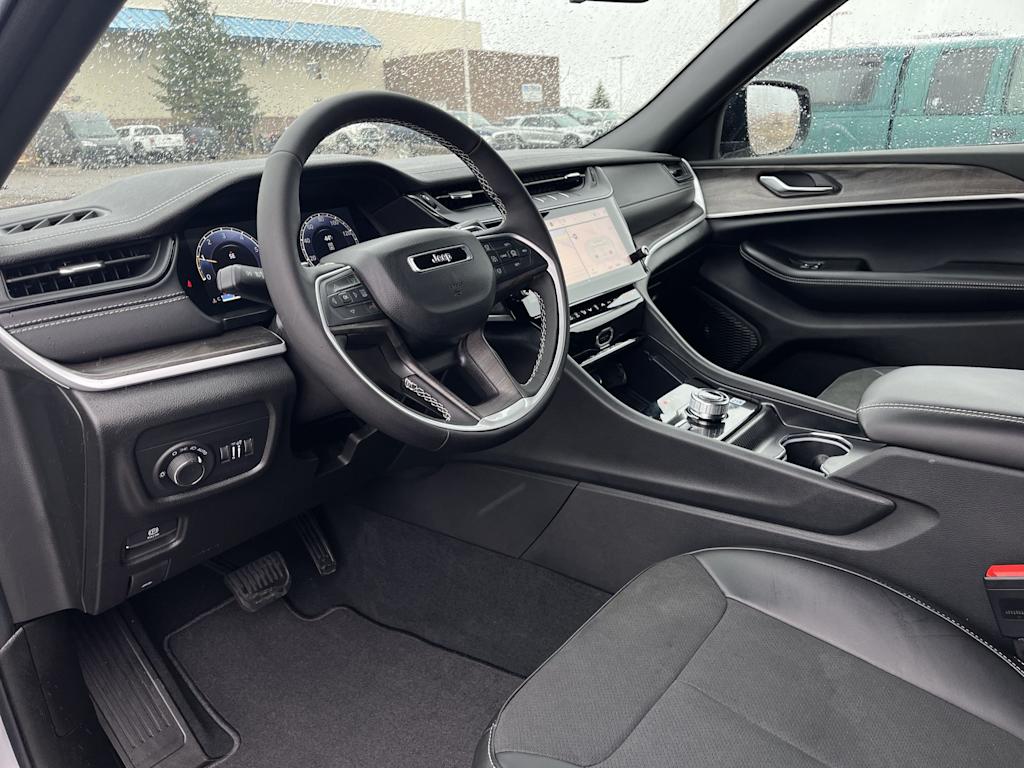 Thumbnail: 2026 Jeep Grand Cherokee - 2