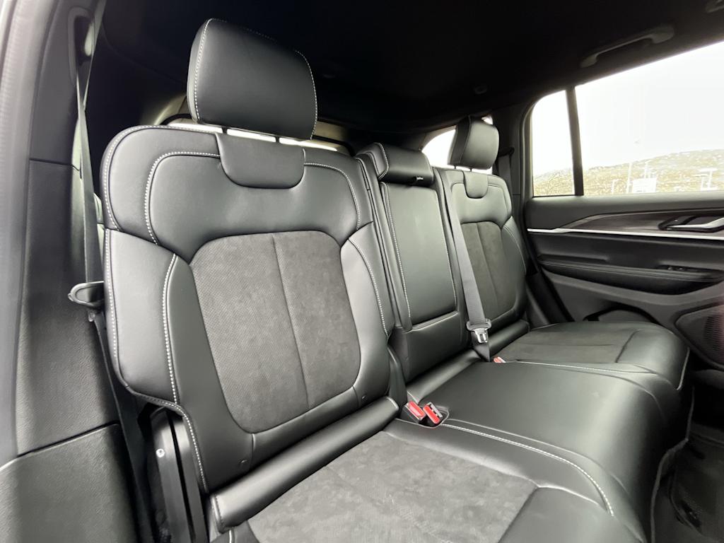 Thumbnail: 2026 Jeep Grand Cherokee - 20