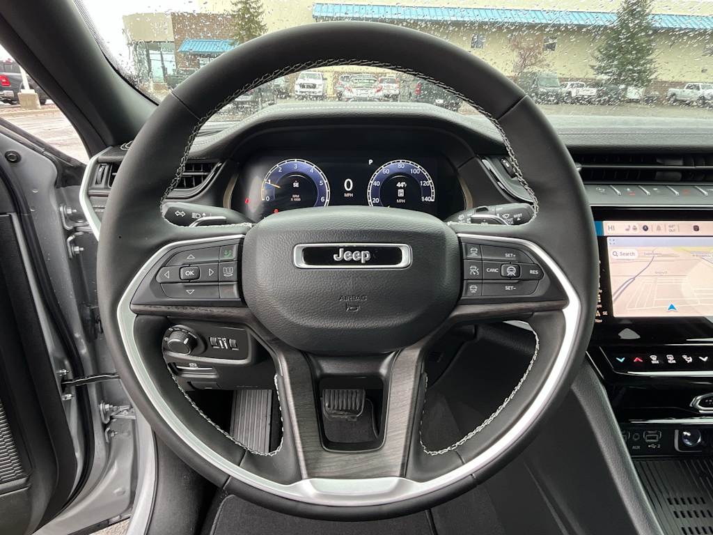 Thumbnail: 2026 Jeep Grand Cherokee - 14
