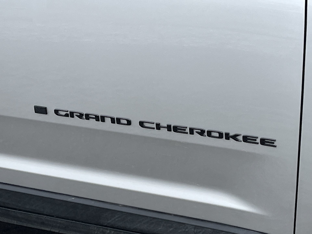 Thumbnail: 2026 Jeep Grand Cherokee - 7