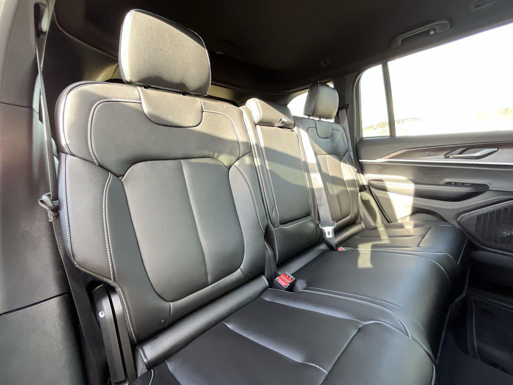 Thumbnail: 2025 Jeep Grand Cherokee - 20