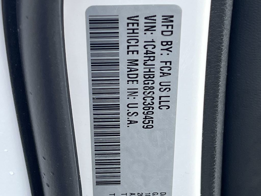 Thumbnail: 2025 Jeep Grand Cherokee - 19