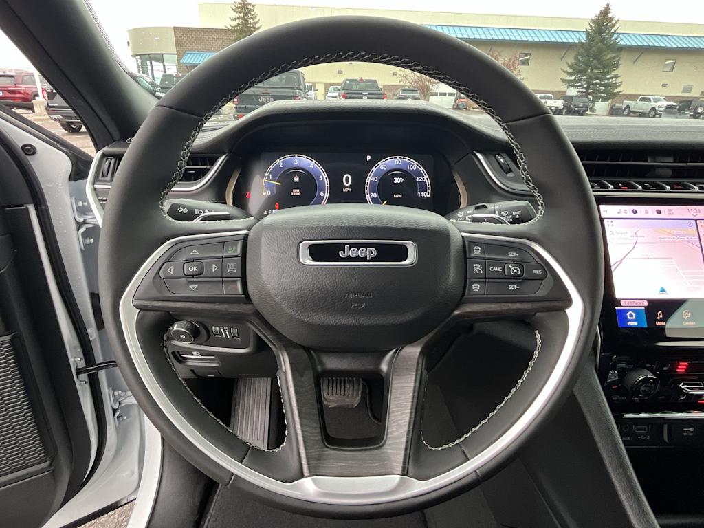 Thumbnail: 2025 Jeep Grand Cherokee - 14