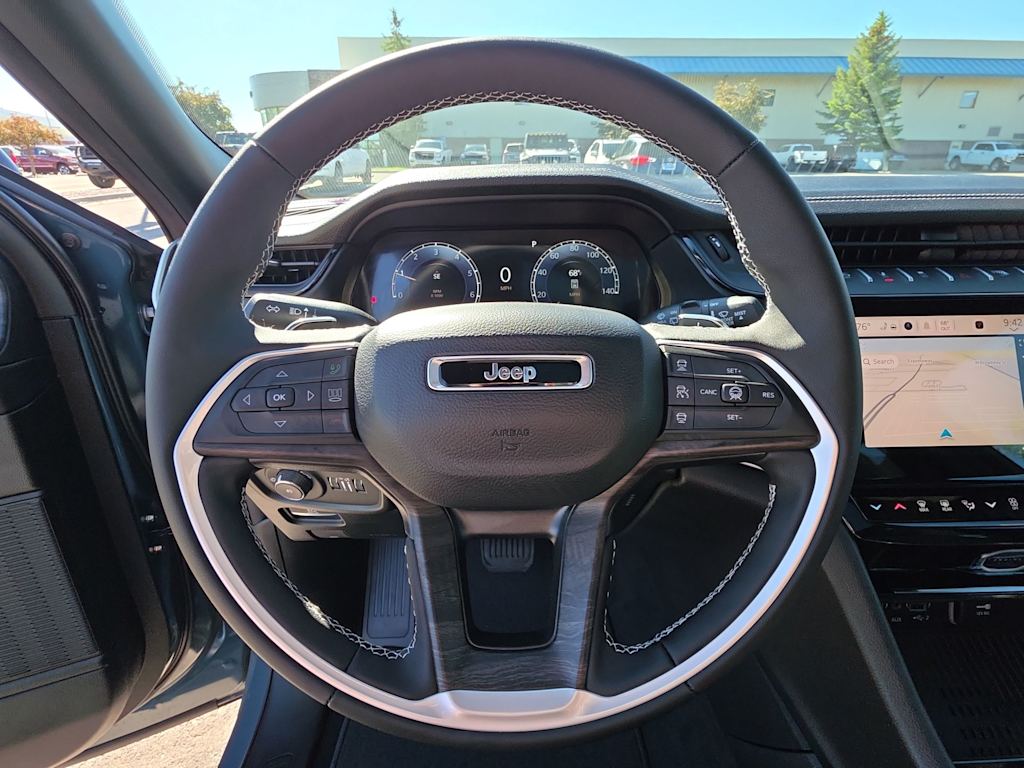 Thumbnail: 2026 Jeep Grand Cherokee - 13