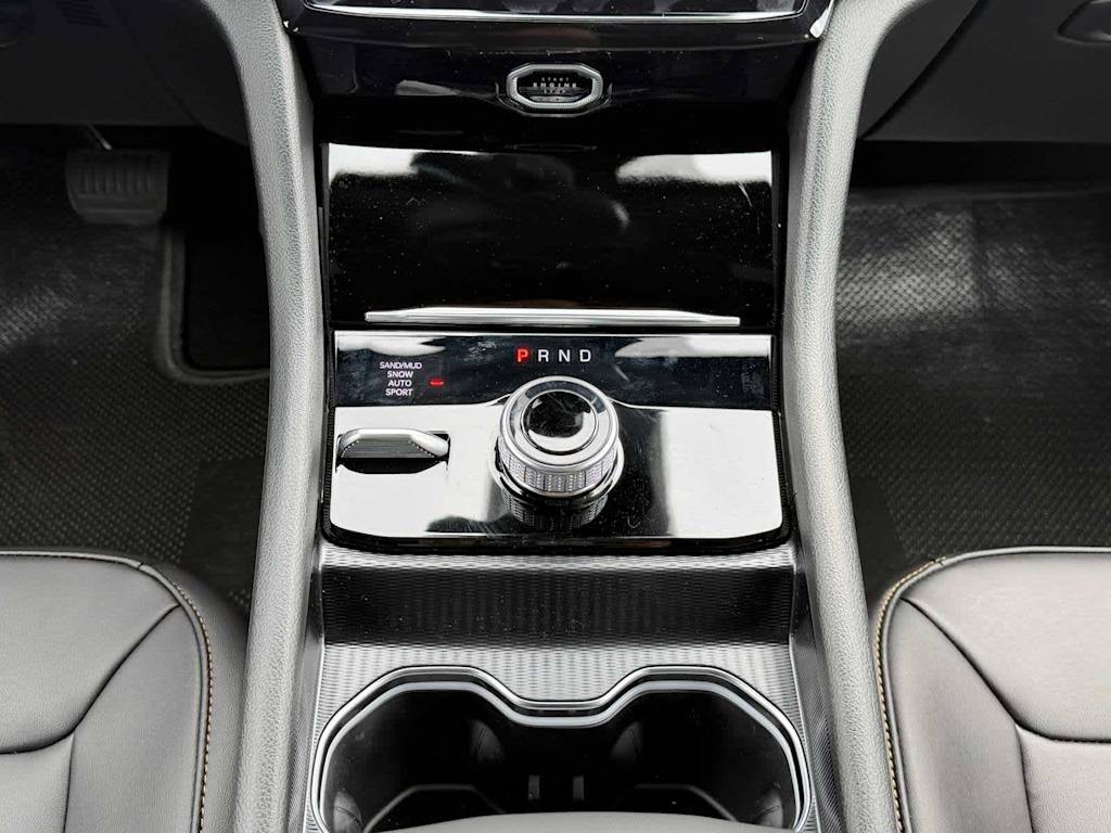 Thumbnail: 2026 Jeep Grand Cherokee - 12