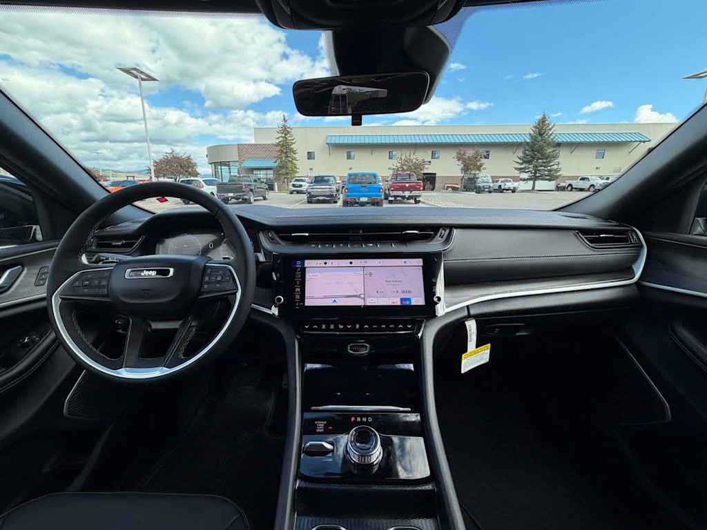 Thumbnail: 2026 Jeep Grand Cherokee - 2