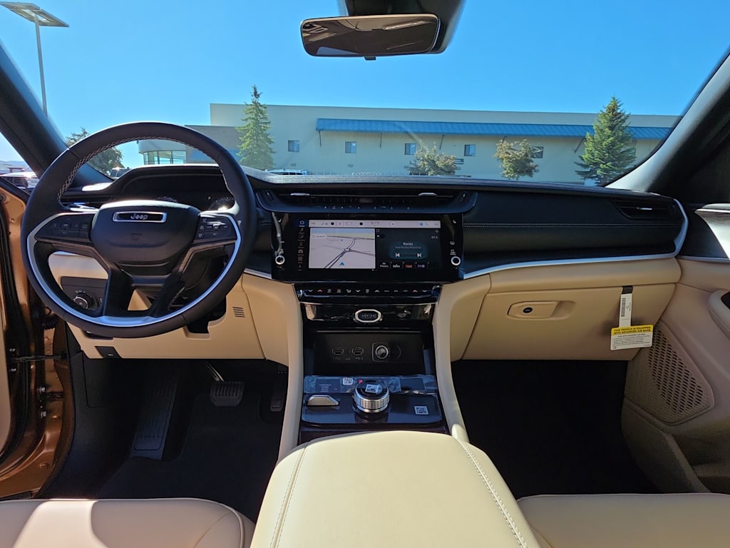 Thumbnail: 2026 Jeep Grand Cherokee - 9