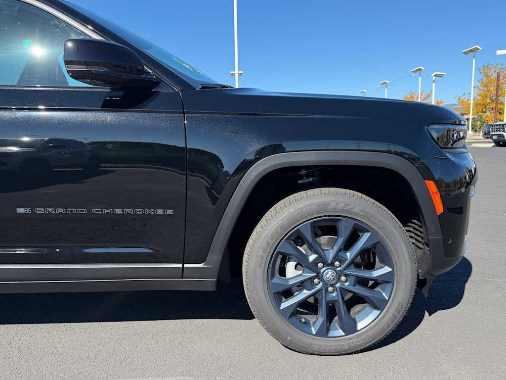 Thumbnail: 2026 Jeep Grand Cherokee - 6