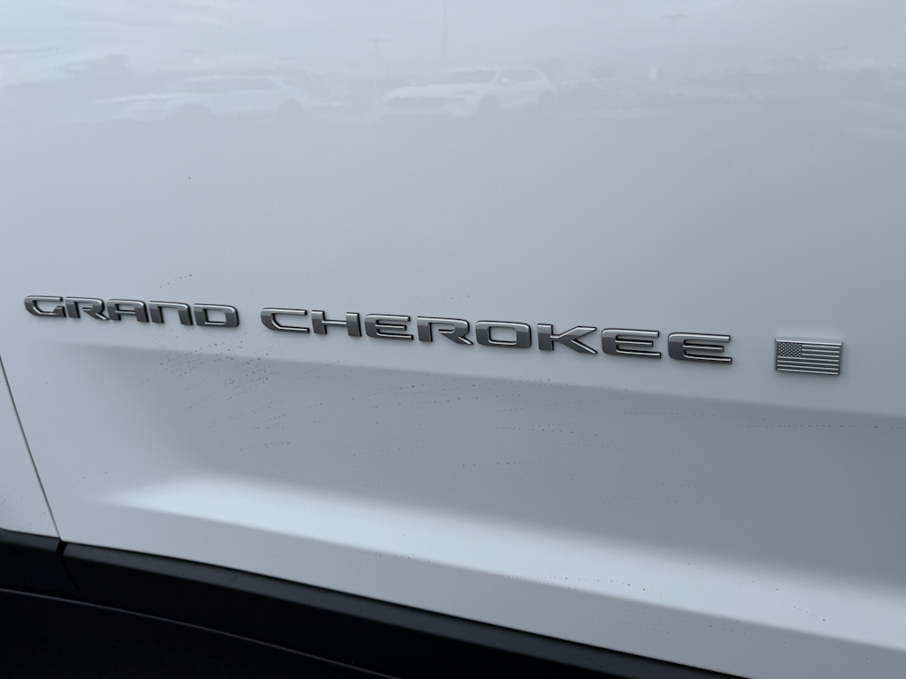 Thumbnail: 2026 Jeep Grand Cherokee - 5