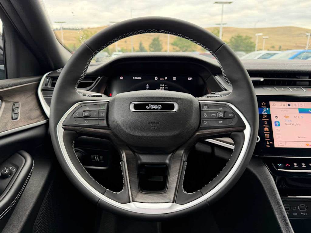 Thumbnail: 2026 Jeep Grand Cherokee - 7
