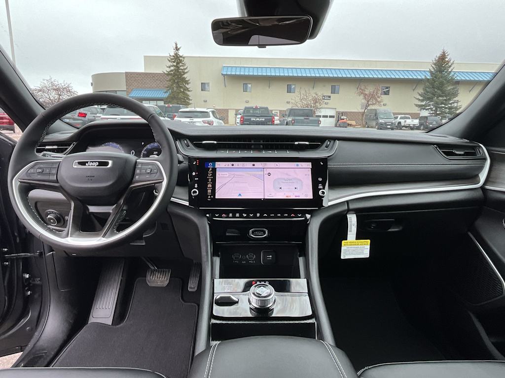 Thumbnail: 2026 Jeep Grand Cherokee - 9