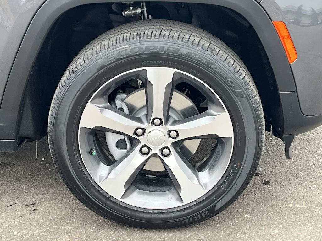 Thumbnail: 2026 Jeep Grand Cherokee - 7