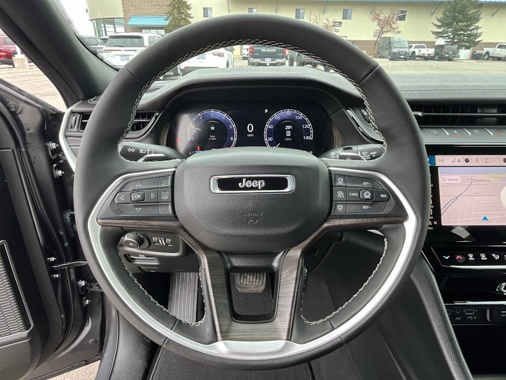 Thumbnail: 2026 Jeep Grand Cherokee - 13