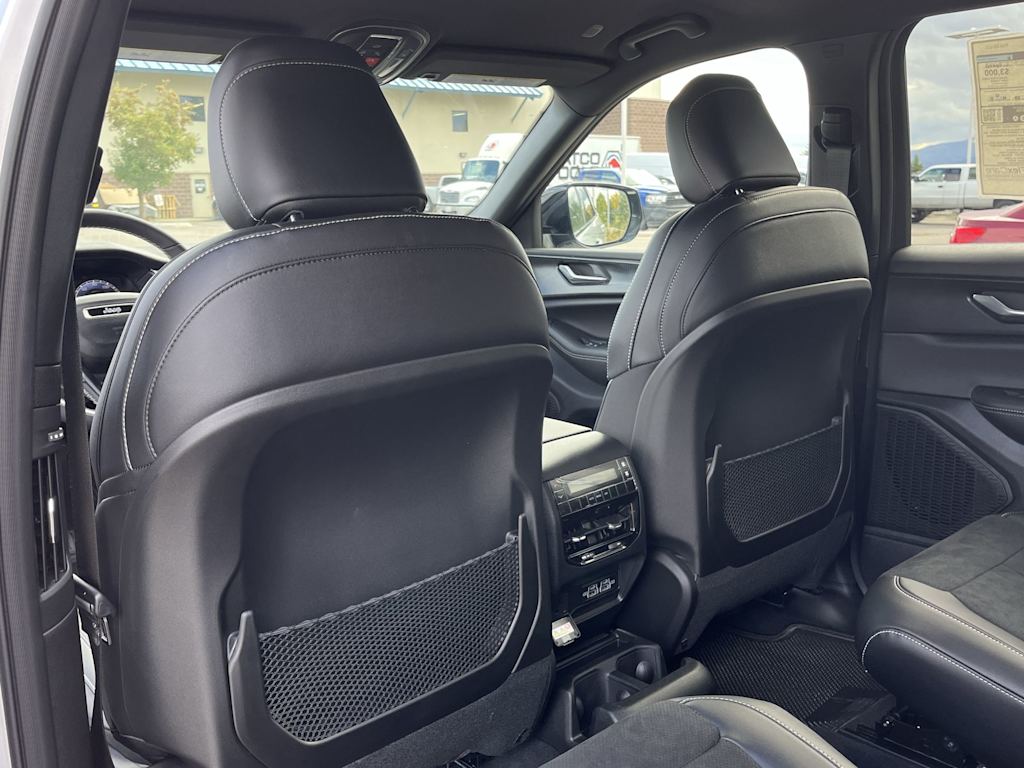 2025 Jeep Grand Cherokee L Altitude - Photo 13