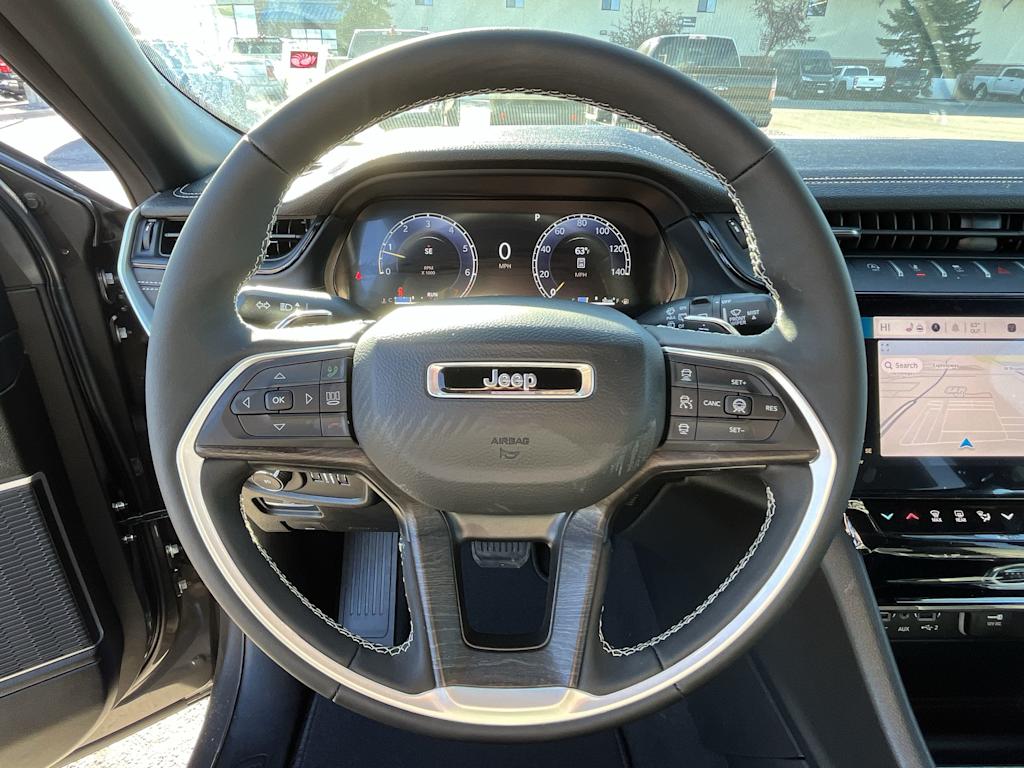Thumbnail: 2026 Jeep Grand Cherokee L - 13