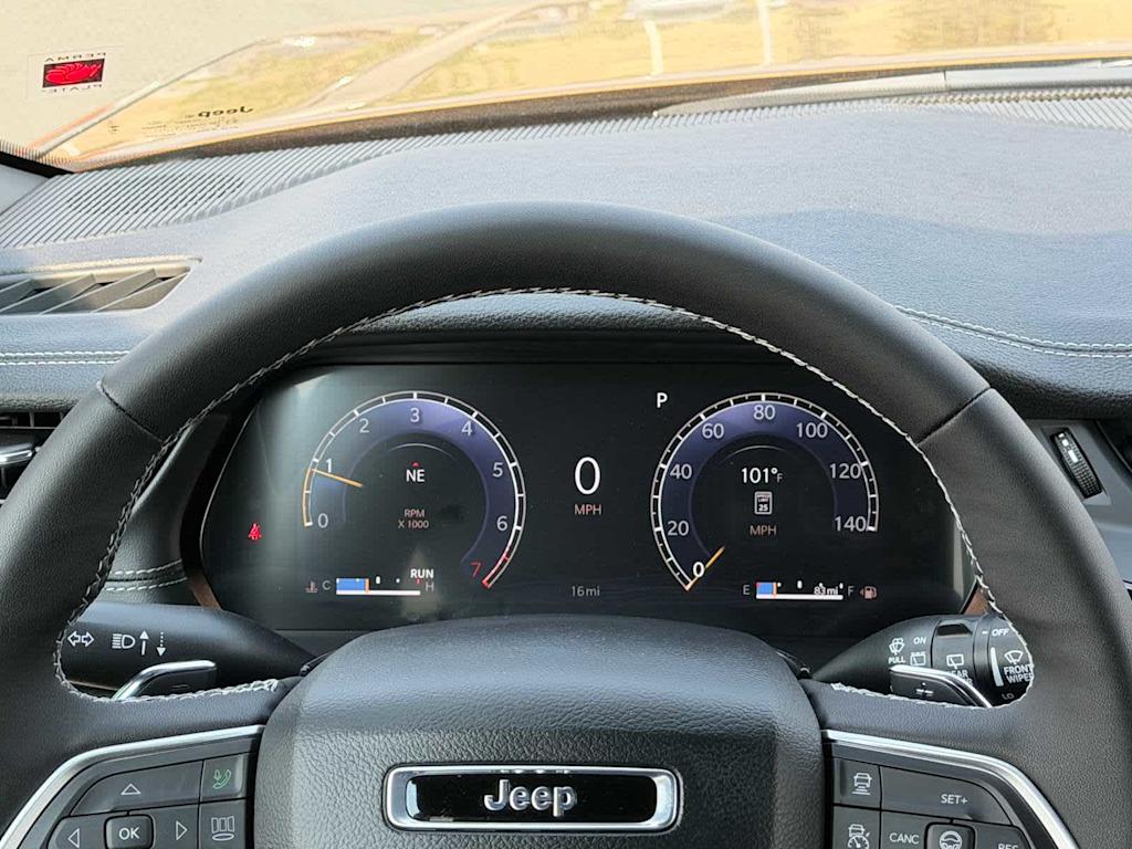 Thumbnail: 2026 Jeep Grand Cherokee L - 13