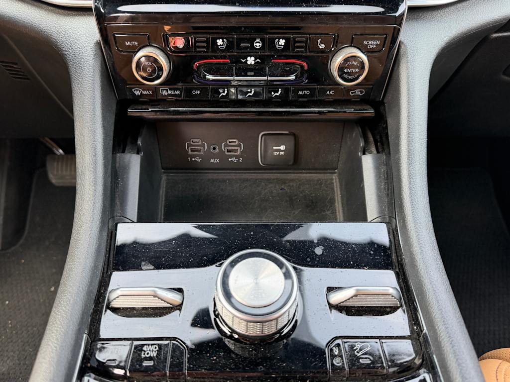 Thumbnail: 2024 Jeep Grand Cherokee L - 12