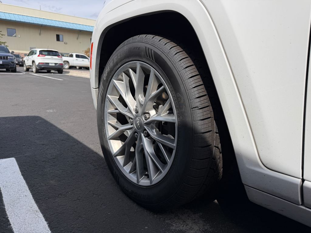 Thumbnail: 2024 Jeep Grand Cherokee L - 6